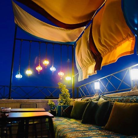 Luxir Hotel Istanbul Bagian luar foto