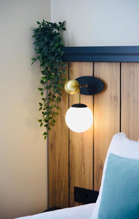 Luxir Hotel Istanbul Bagian luar foto