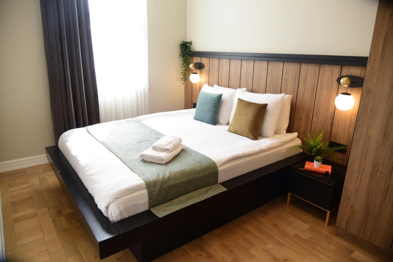 Luxir Hotel Istanbul Bagian luar foto