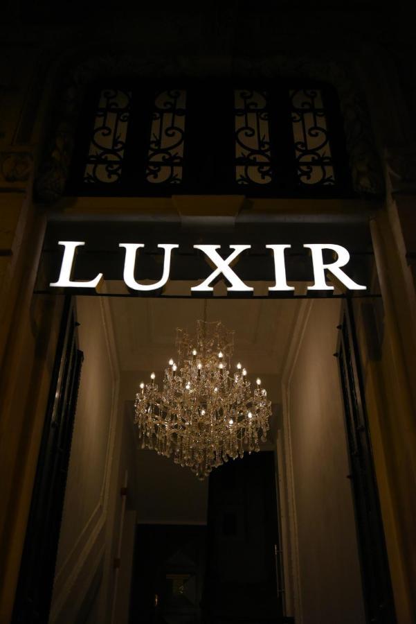Luxir Hotel Istanbul Bagian luar foto