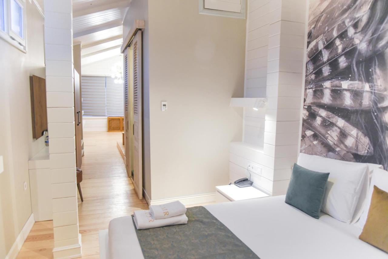 Luxir Hotel Istanbul Bagian luar foto