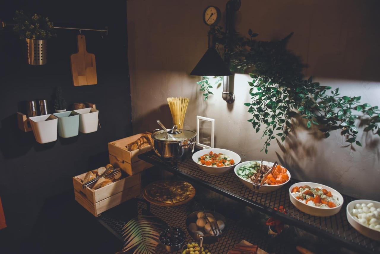 Luxir Hotel Istanbul Bagian luar foto